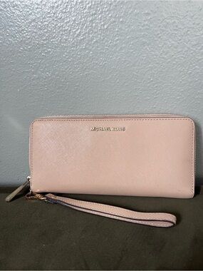MICHAEL KORS Pale Pink Zip-Around Wristlet Wallet